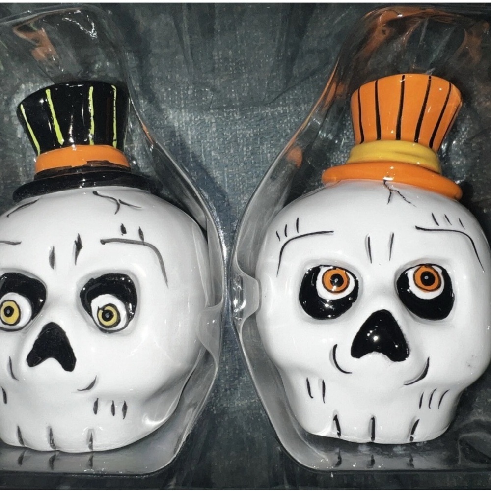 Transpac Halloween Skull Salt and Pepper Shakers